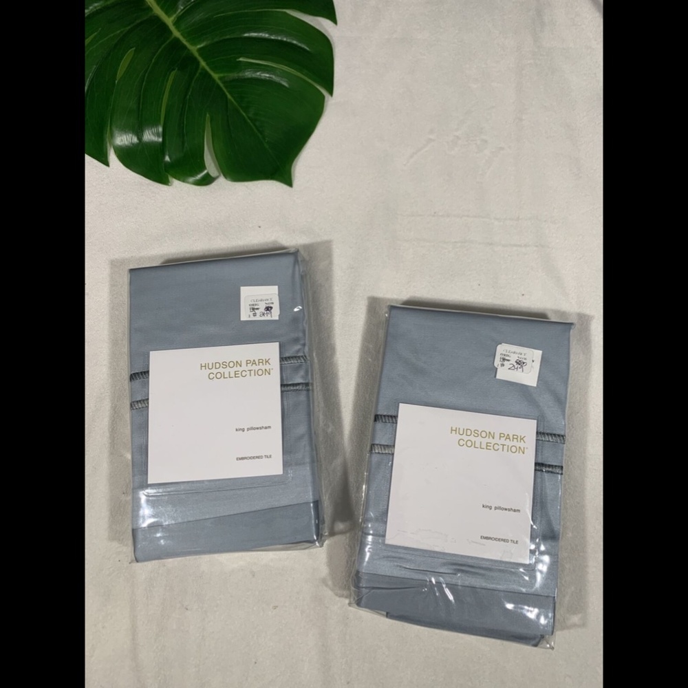 NIB [ 2 King ] Sham for Hudson‎ Park Embroidered Tile